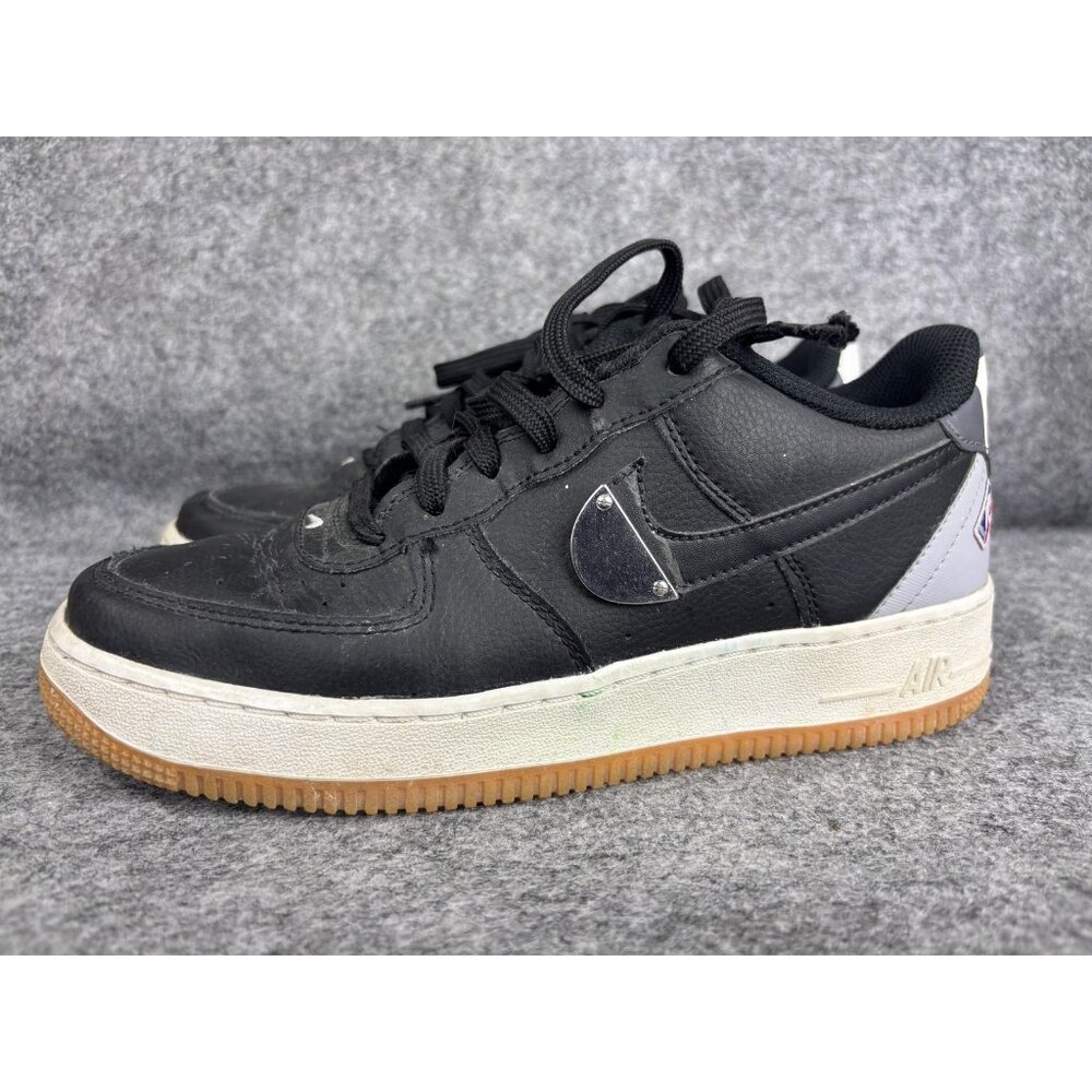 Nike‎ Air Force 1 Low Shoes Youth Size 6.5Y Black Gray Gum NBA Patch CT3842-001